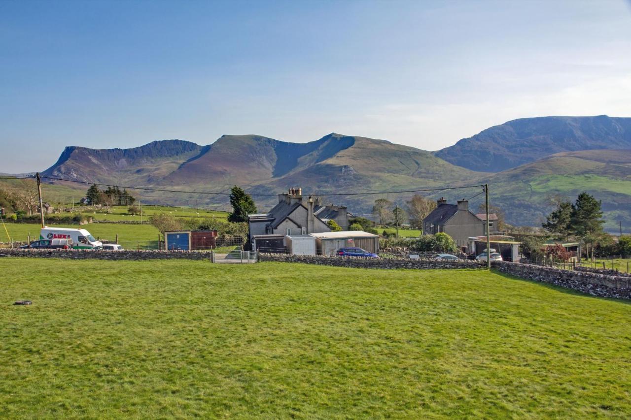 Canolfan Y Fron Nantlle Exterior photo