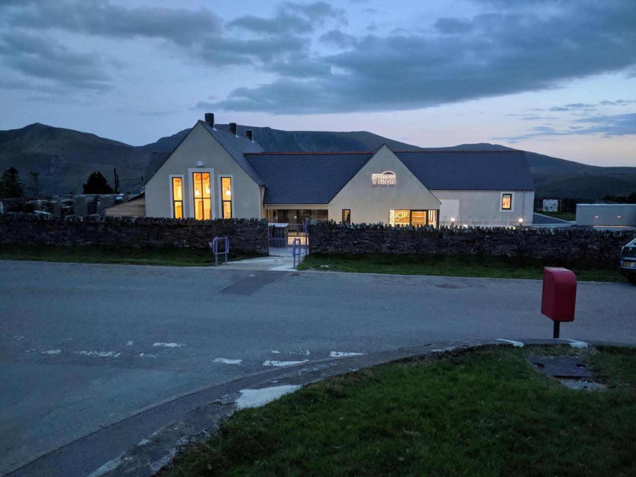 Canolfan Y Fron Nantlle Exterior photo